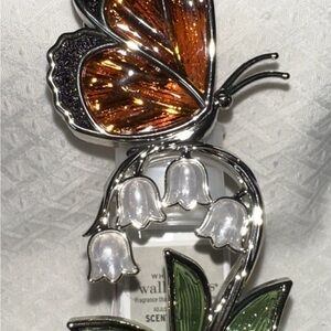 Bath & Body Works White Fragrance Plug-In